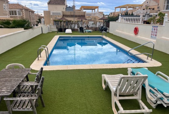 Duplex - Reventa - San Miguel de Salinas - Las Filipinas
