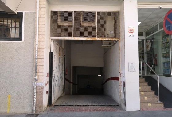 Garage - Revente - Torrevieja - Centro