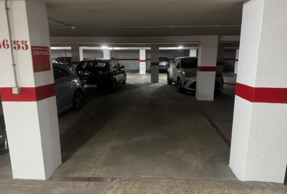 Garaje - Resale - Torrevieja - S-51304