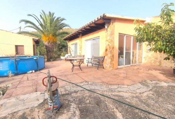 Property - Revente - Pinoso - Inland