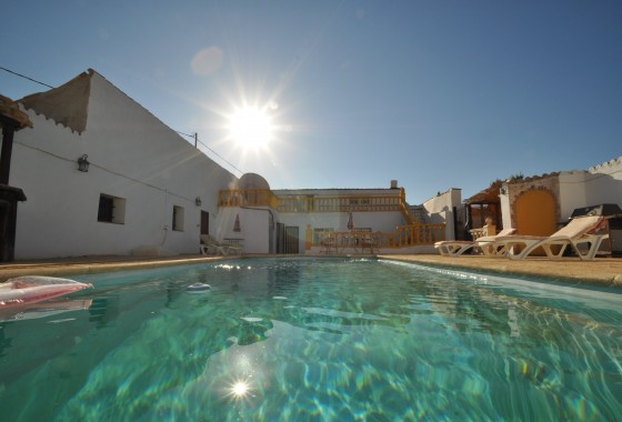 Property - Revente - Pinoso - Inland