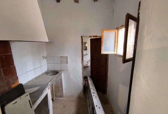 Property - Revente - Yecla - Inland