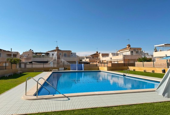 Quad House - Revente - Torrevieja - Carrefour