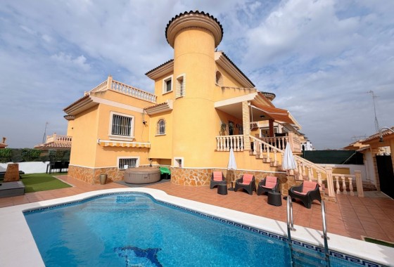 Villa - Resale - Lo Crispin - Inland