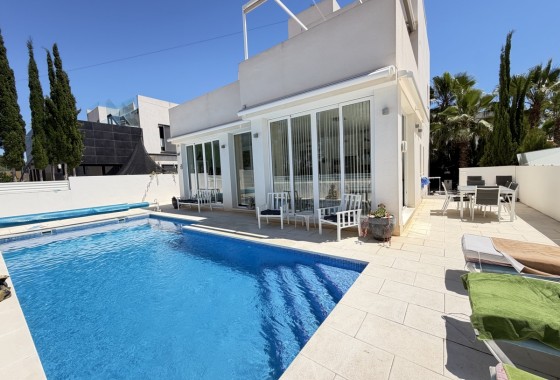 Villa - Resale - Mil Palmeras - Mil Palmeras