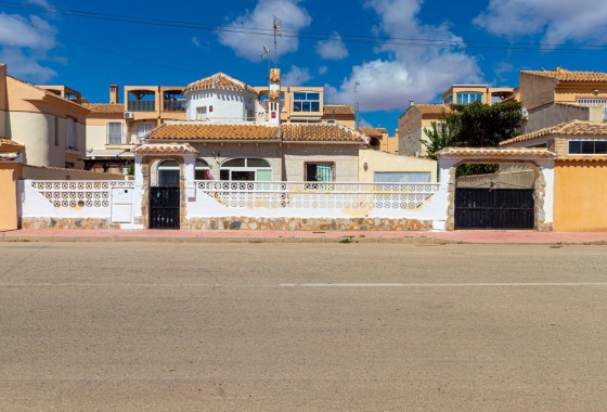 Villa - Resale - Orihuela Costa - Los Almendros-La Florida