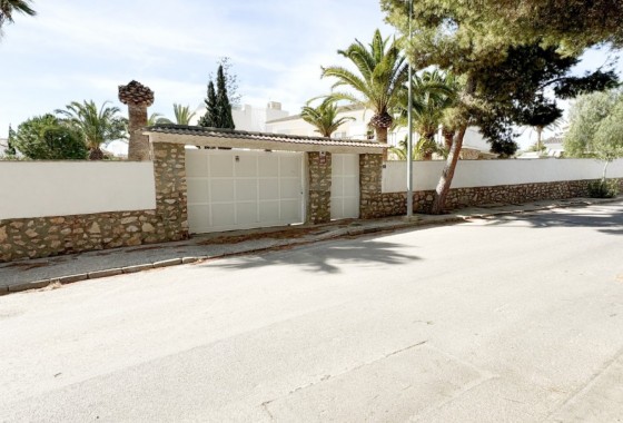 Villa - Resale - Orihuela Costa - MOV-93703