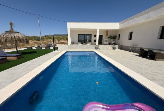 Villa - Resale - Pinoso - Pinoso