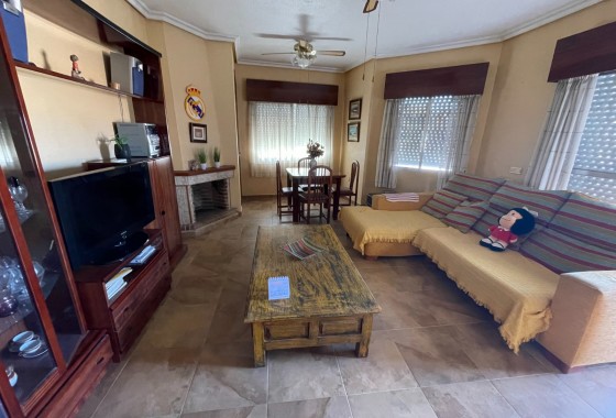 Villa - Resale - San Miguel de Salinas - pueblo