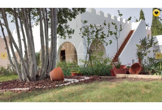 Villa - Resale - Sax - Inland