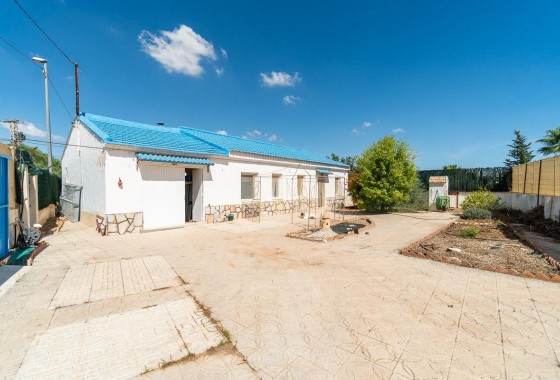 Villa - Resale - Torre - Pacheco - Roldán