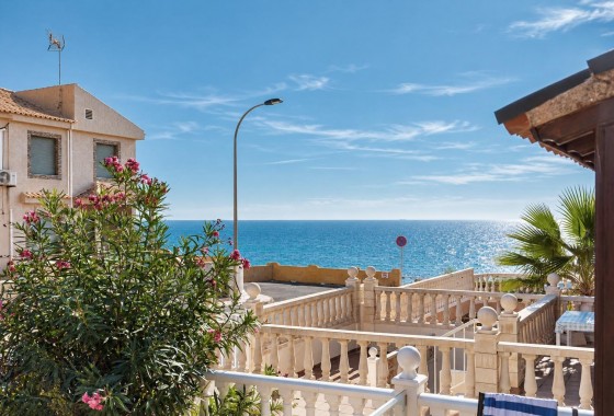 Villa - Resale - Torrevieja - Cala de cabo cervera