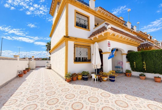 Villa - Resale - Torrevieja - El limonar