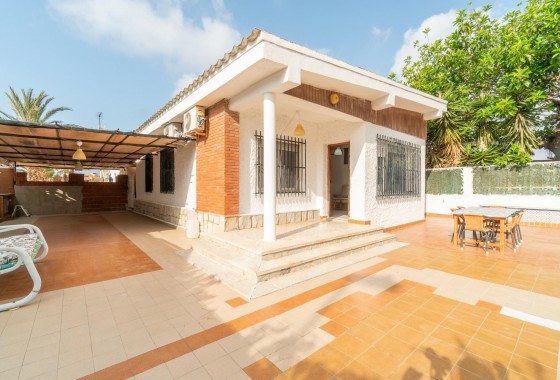 Villa - Resale - Torrevieja - Los Frutales