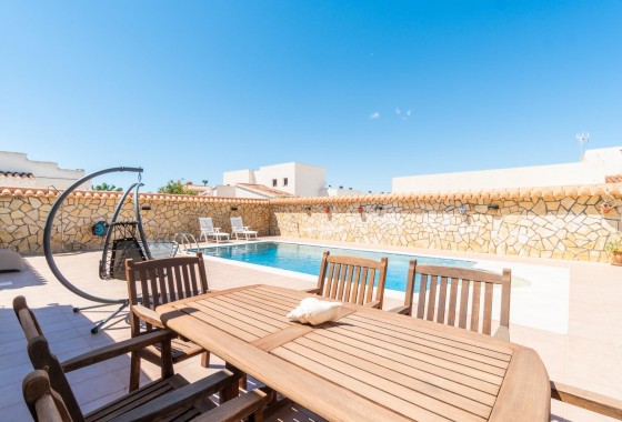 Villa - Resale - Torrevieja - Torreta florida
