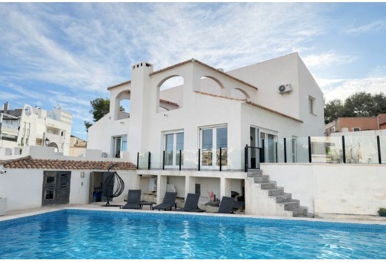 Villa - Resale - Villamartin - Villamartin