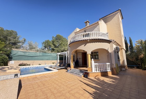 Villa - Resale - Villamartin - Villamartin
