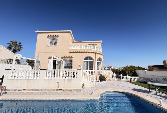 Villa - Resale - Villamartin - Villamartin