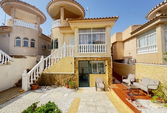 Villa - Resale - Villamartin - Villamartin