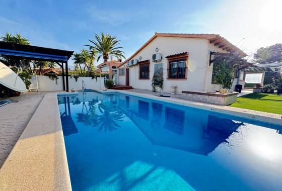Villa - Revente - Cabo Roig - SHO-46776