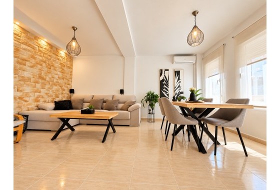 Villa - Revente - Daya Nueva - Daya Nueva