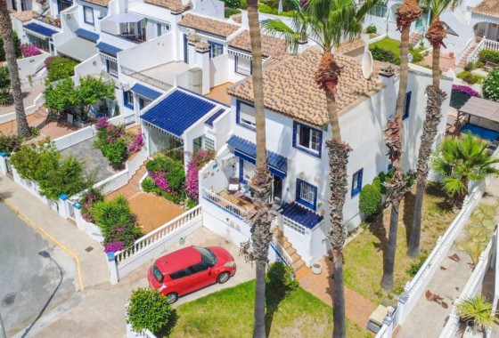 Villa - Revente - Orihuela Costa - La Rioja