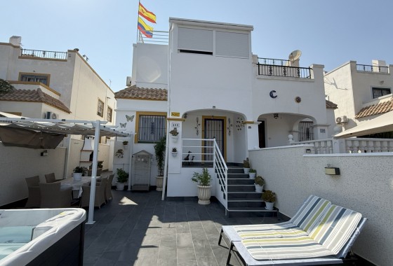 Villa - Revente - Orihuela Costa - La Zenia