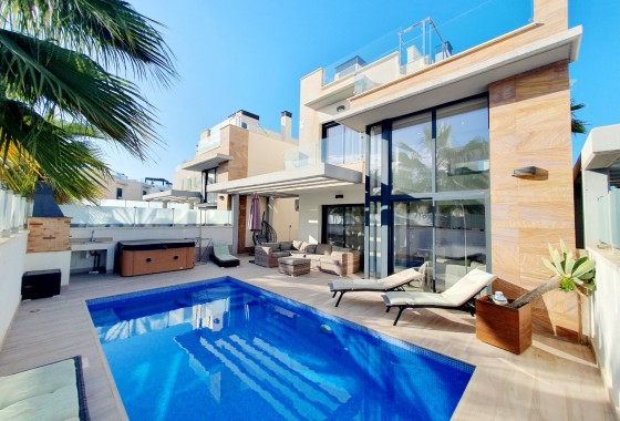 Villa - Revente - Orihuela Costa - Lomas de Cabo Roig