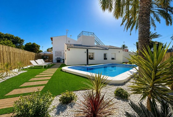 Villa - Revente - Orihuela Costa - Punta Prima