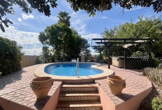 Villa - Revente - Orihuela - Orihuela