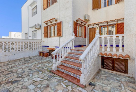 Villa - Revente - Torrevieja - Calas blanca