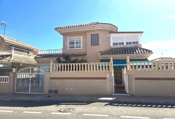 Villa - Revente - Torrevieja - Los Balcones - Los Altos del Edén