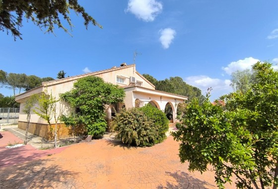 Villa - Revente - Yecla - Inland