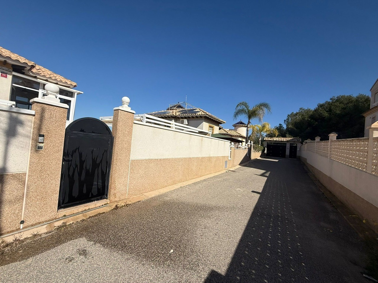 Vrijstaande villa te koop in Orihuela Costa