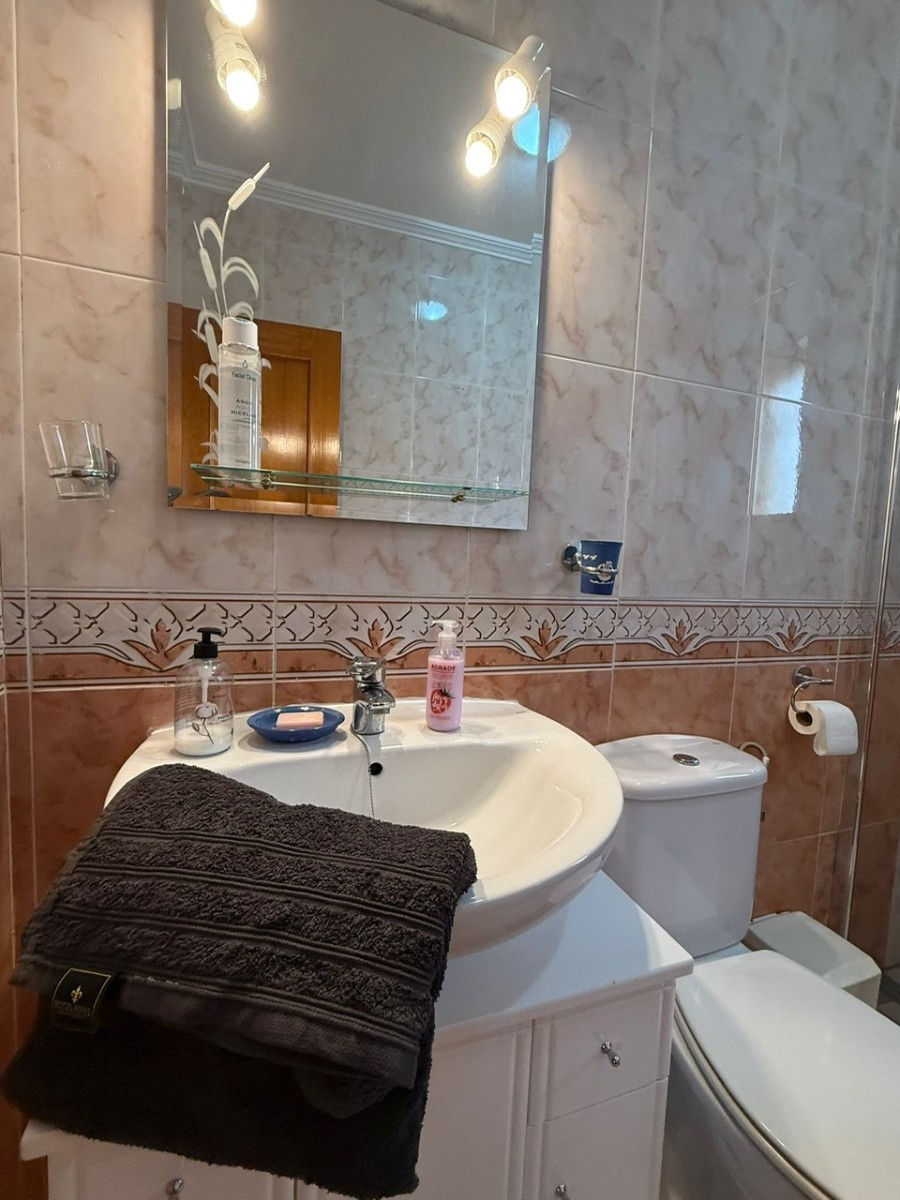 Vrijstaande villa te koop in Orihuela Costa