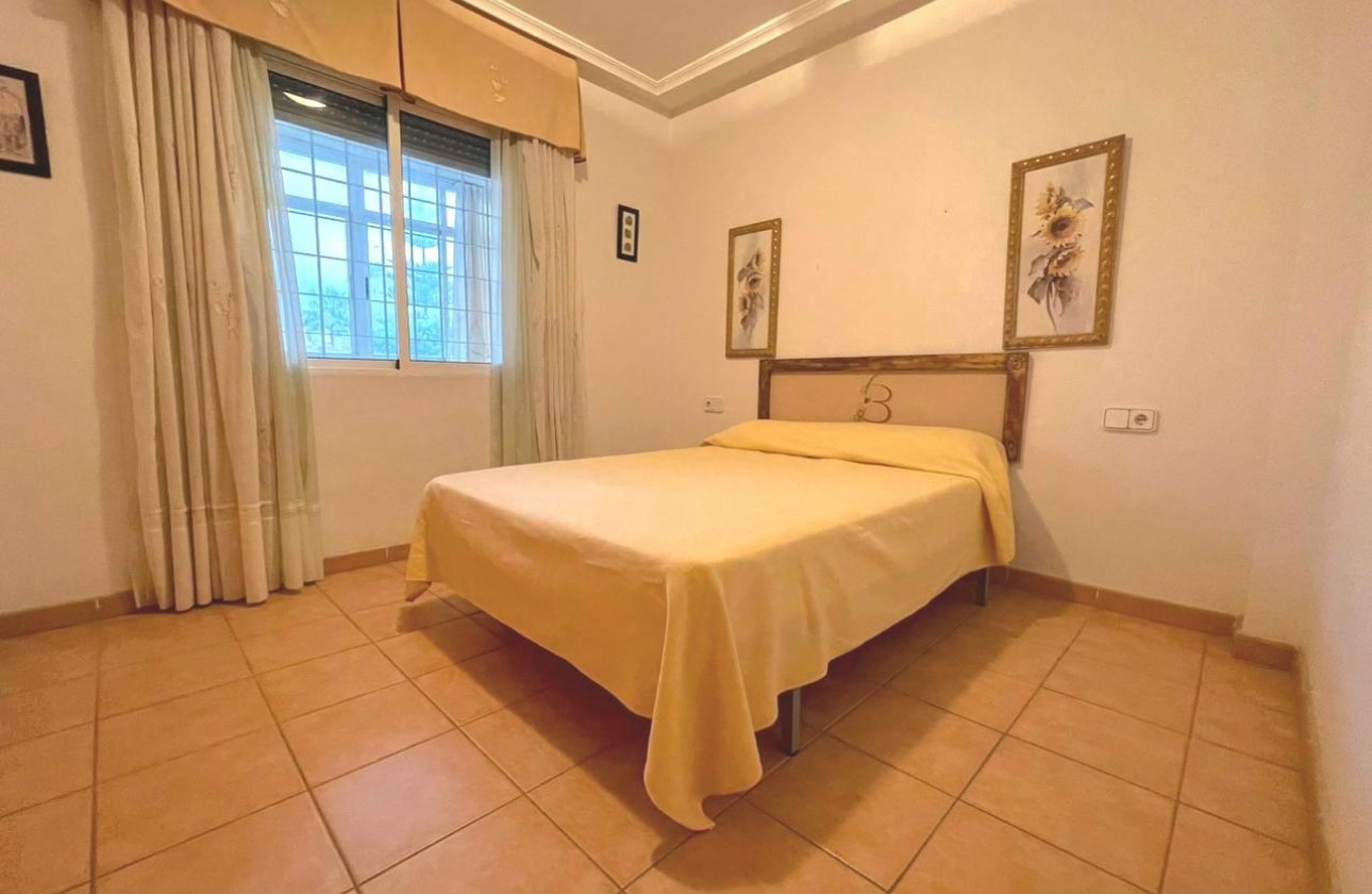 Revente - Appartement - Torrevieja - LA MATA