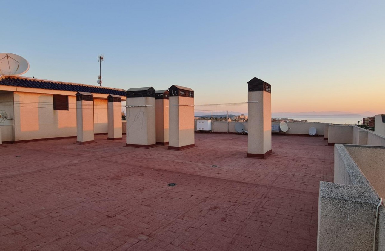 Revente - Appartement - Torrevieja - LA MATA