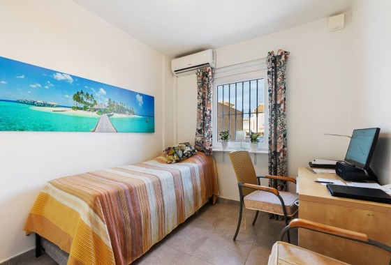 Reventa - Chalet - Torrevieja - Aguas nuevas 1