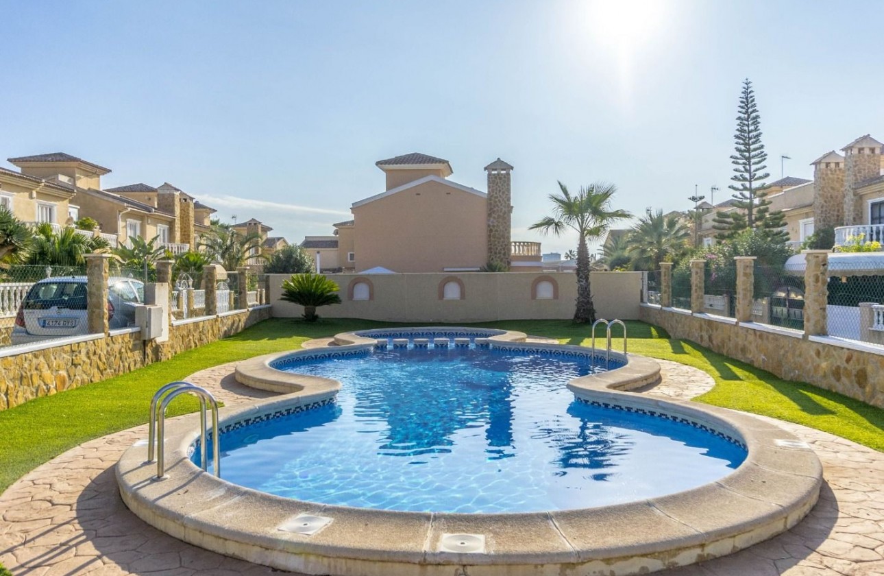 Reventa - Chalet - Torrevieja - Aguas nuevas 1