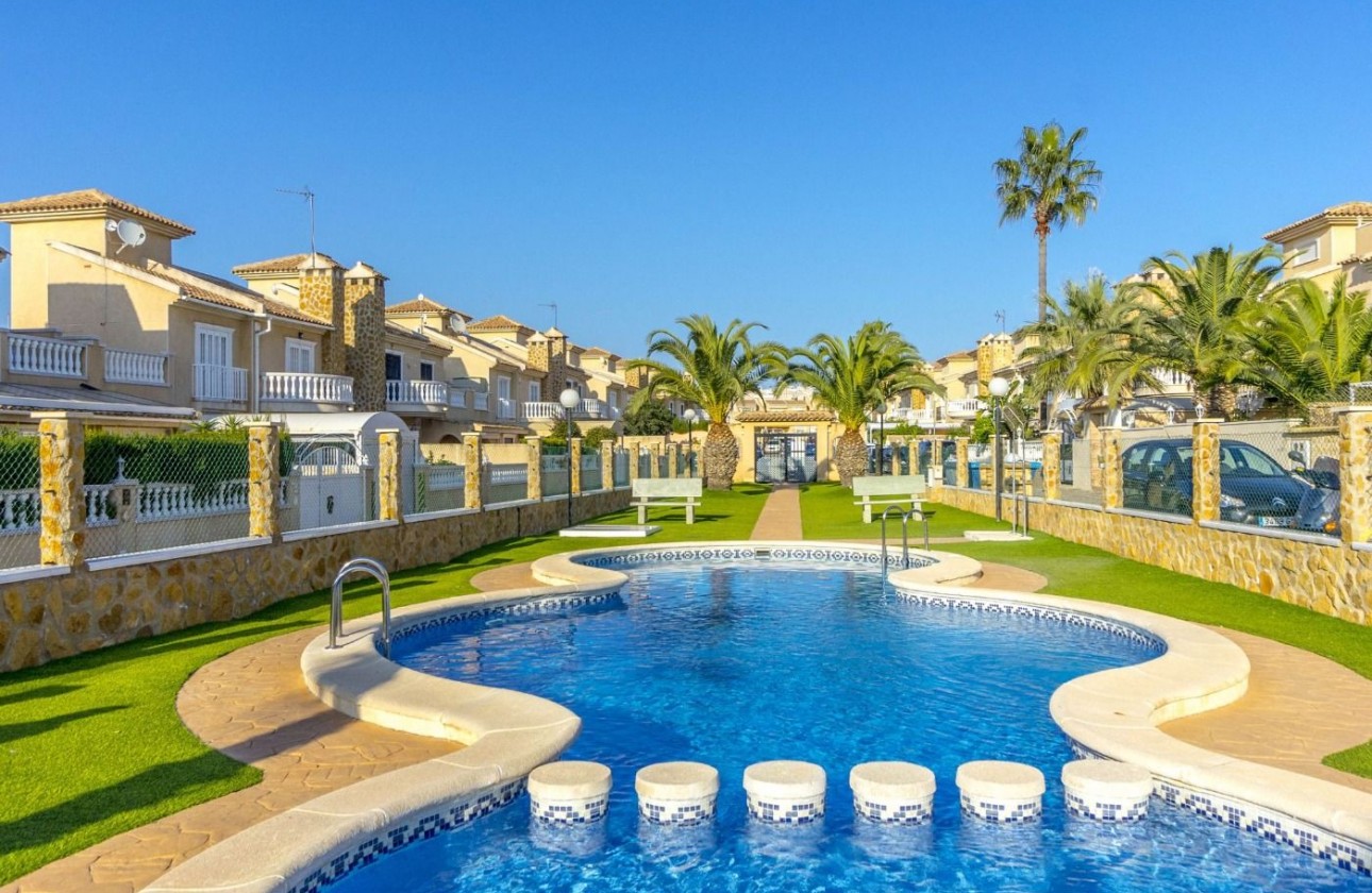 Reventa - Chalet - Torrevieja - Aguas nuevas 1