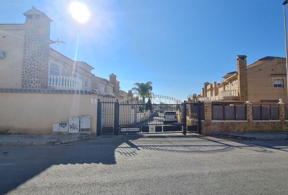 Reventa - Chalet - Torrevieja - Aguas nuevas 1