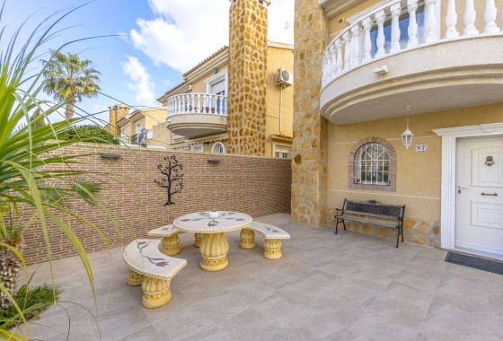 Reventa - Chalet - Torrevieja - Aguas nuevas 1