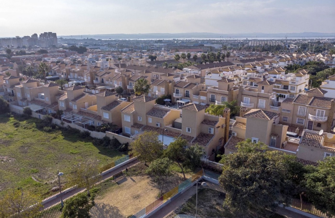 Reventa - Chalet - Torrevieja - Aguas nuevas 1