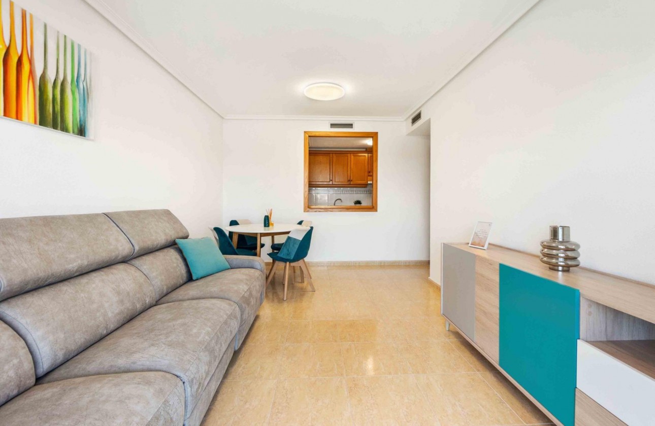 Resale - Apartment / flat - Guardamar del Segura - CENTRO
