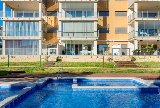 Resale - Apartment / flat - Villamartín