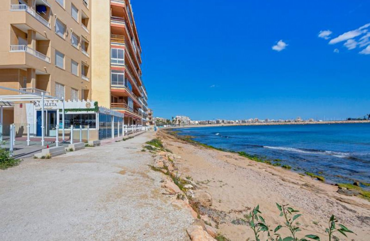 Resale - Apartment / flat - Torrevieja - playa de los naufragos