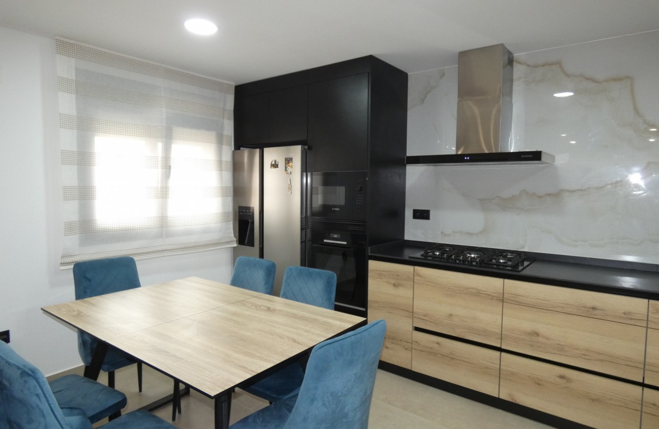 Resale - Apartment / flat - Algorfa