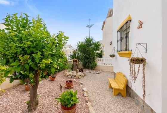 Resale - Villa - Orihuela Costa - Los Dolses