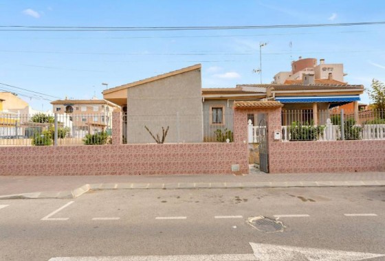 Resale - Single family house - Torrevieja - Nueva Torrevieja
