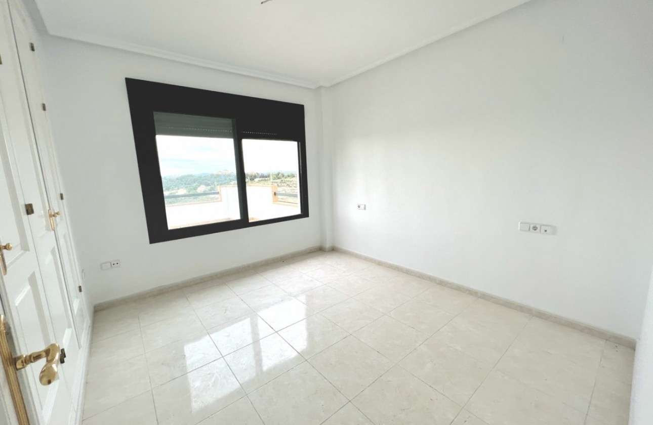 Resale - Apartment / flat - Orihuela Costa - Campoamor
